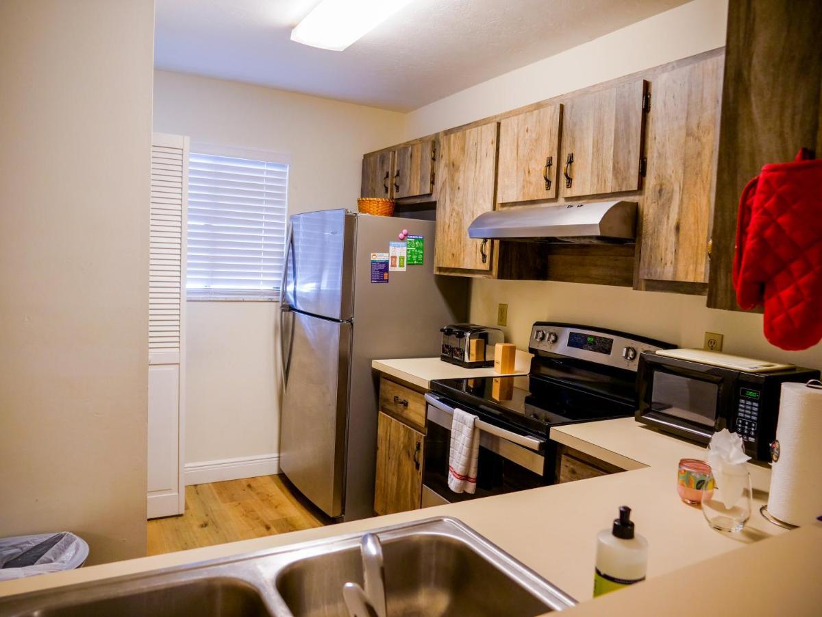Spacious Townhome Ocala, Central Location, Newly Renovated, Pets Welcome Εξωτερικό φωτογραφία