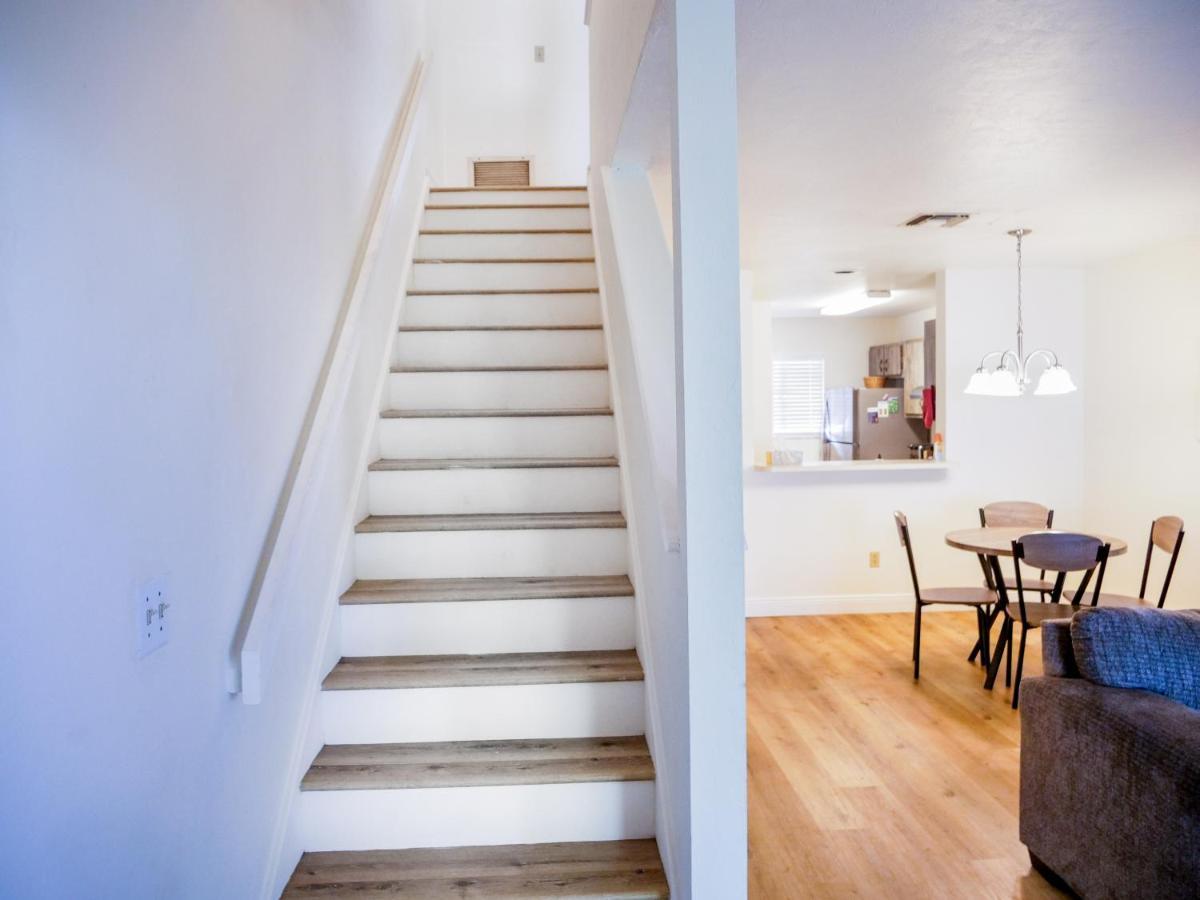 Spacious Townhome Ocala, Central Location, Newly Renovated, Pets Welcome Εξωτερικό φωτογραφία